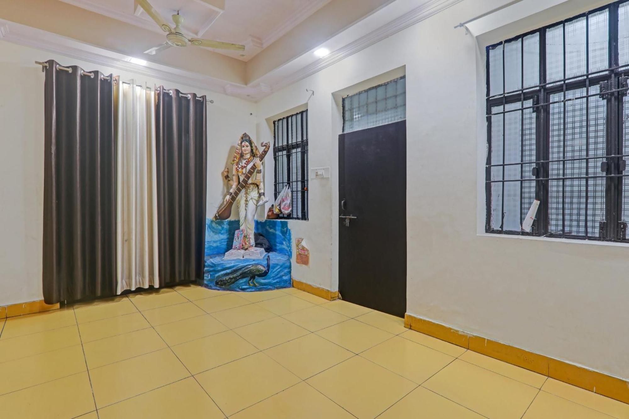 Hotel O New Pacifica Grand Near Phoenix United Лакнау Екстериор снимка