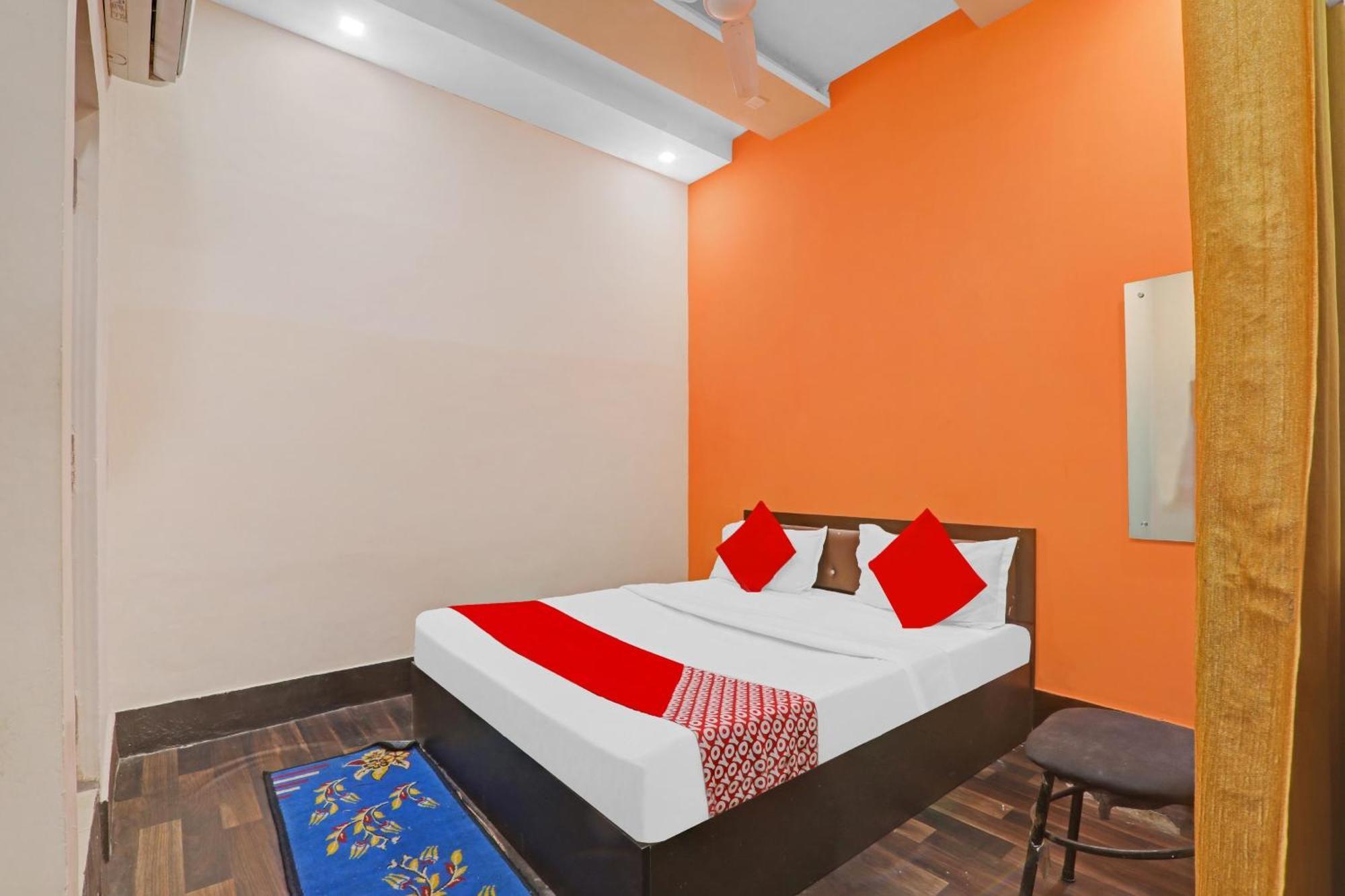 Hotel O New Pacifica Grand Near Phoenix United Лакнау Екстериор снимка