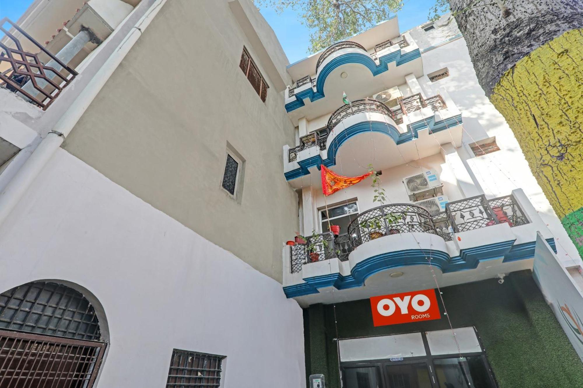 Hotel O New Pacifica Grand Near Phoenix United Лакнау Екстериор снимка